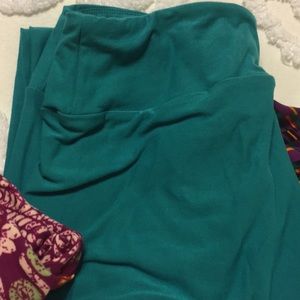 LuLaRoe Solid color Leggings. New.